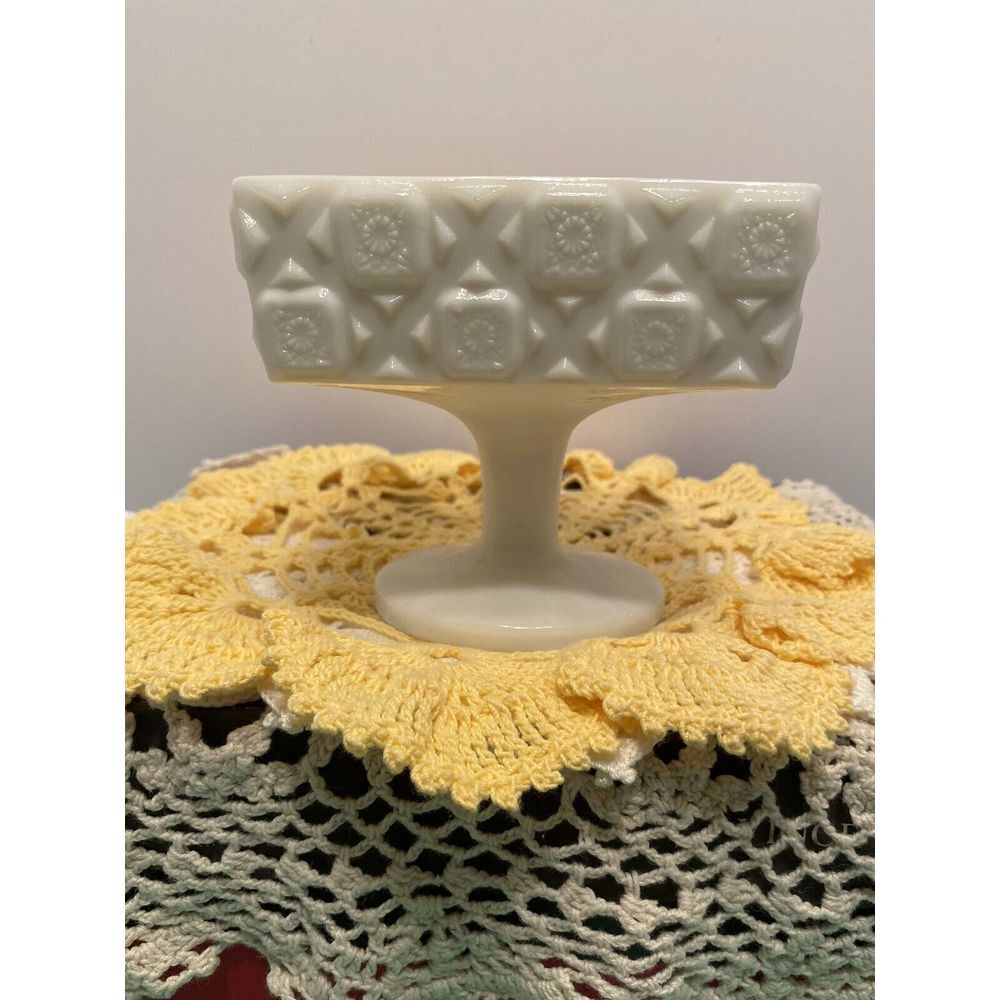 Vintage Westmoreland Compote Old Quilt Block & Star White Pattern Milk Glass